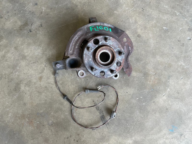 1987-1993 Cadillac Allante Front Left Driver Spindle Knuckle Hub FWD 1601 OEM