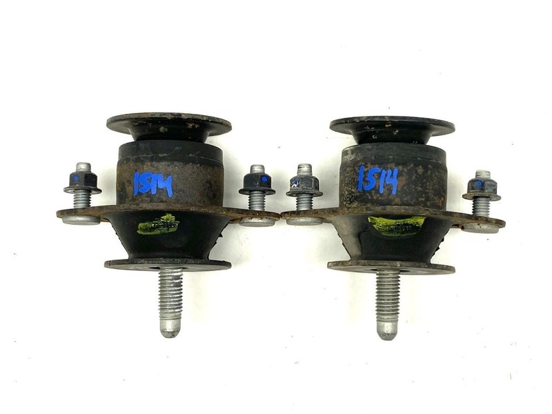 Body Mount With Bolt Set of 2 23280245 Fits 2015-2022 Chevrolet Colorado 87097