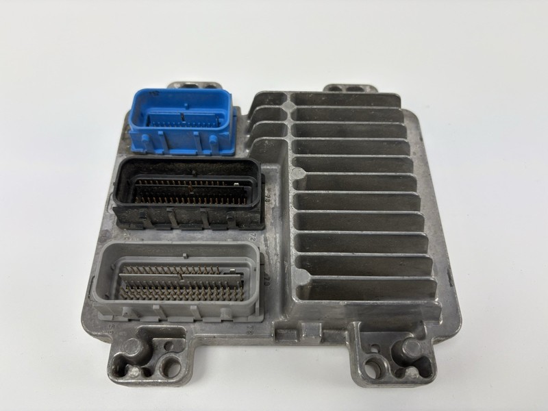 2010 - 13 Chevy Silverado HYBRID ECM / Engine Control Module Computer 12641359