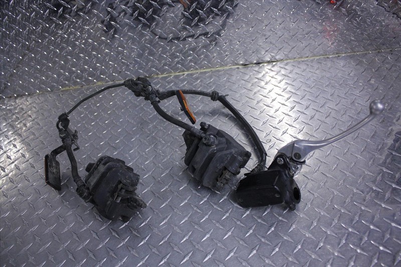 1998 HONDA CBR 600 SE FRONT BRAKE CALIPERS MASTER CYLINDER RESERVOIR CBR600 98