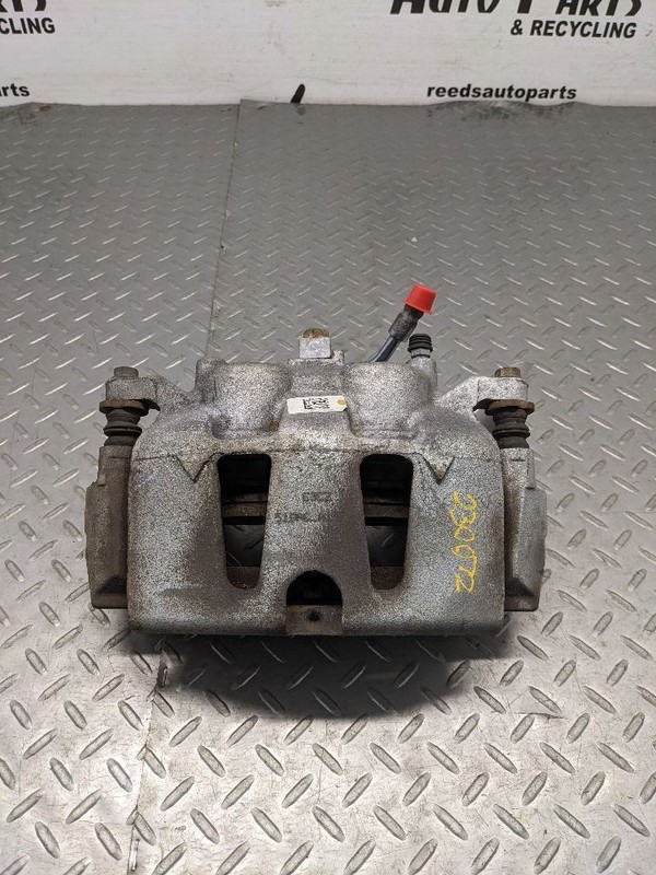 Driver Left Caliper Front Dual Piston Fits 12-20 CARAVAN 1083805