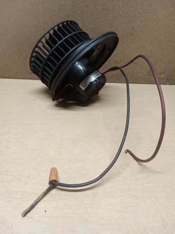 Bergstrom 868790 2890-091-011 12v 4105 Blower Motor