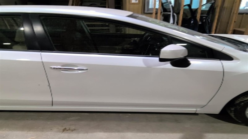 Passenger Front Door Electric Without Door Mouldings Fits 12-14 IMPREZA 3434789