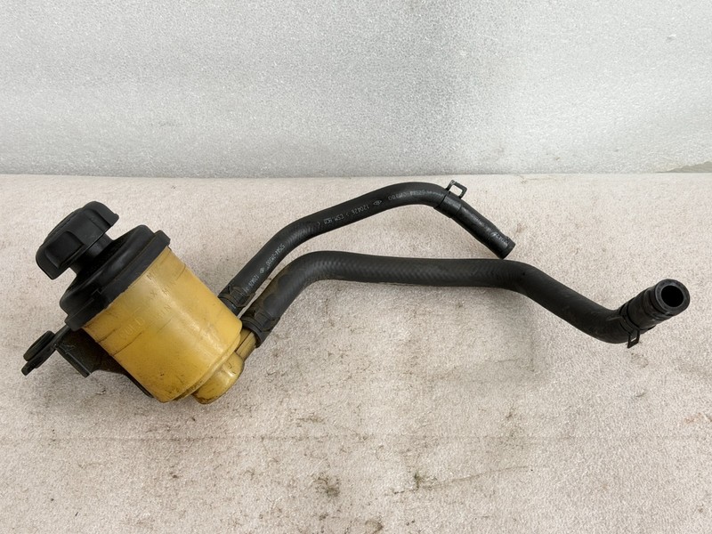 2010-2016 HYUNDAI GENESIS COUPE2.0T POWER STEERING RESERVOIR TANK BOTTLE OEM