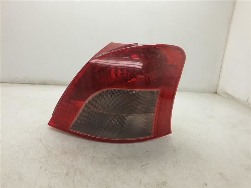 06-08 TOYOTA YARIS PASSENGER SIDE REAR RIGHT TAIL LIGHT ASSEMBLY