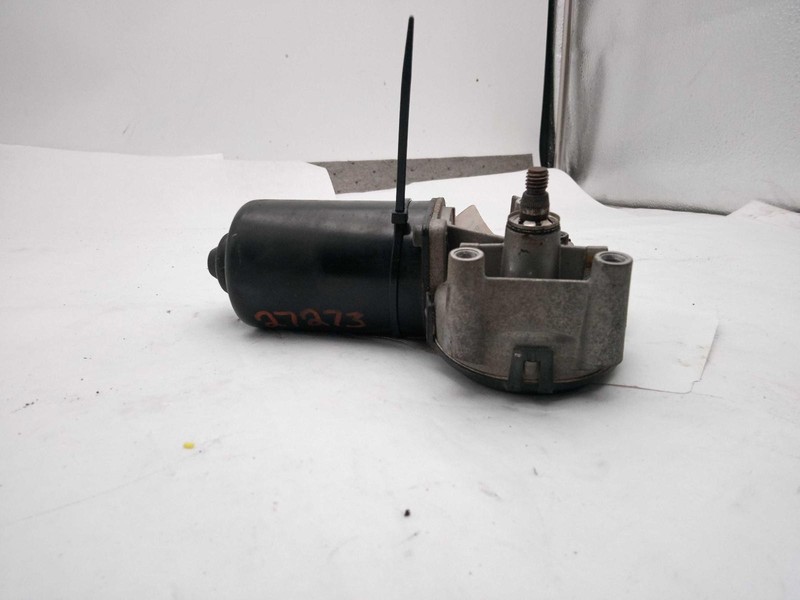 Used Windshield Wiper Motor fits: 2008 Hyundai TucsonGrade B