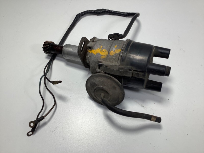 81 Honda Accord, Prelude Manual Trans. Distributor Assembly (D4R9-17) OEM