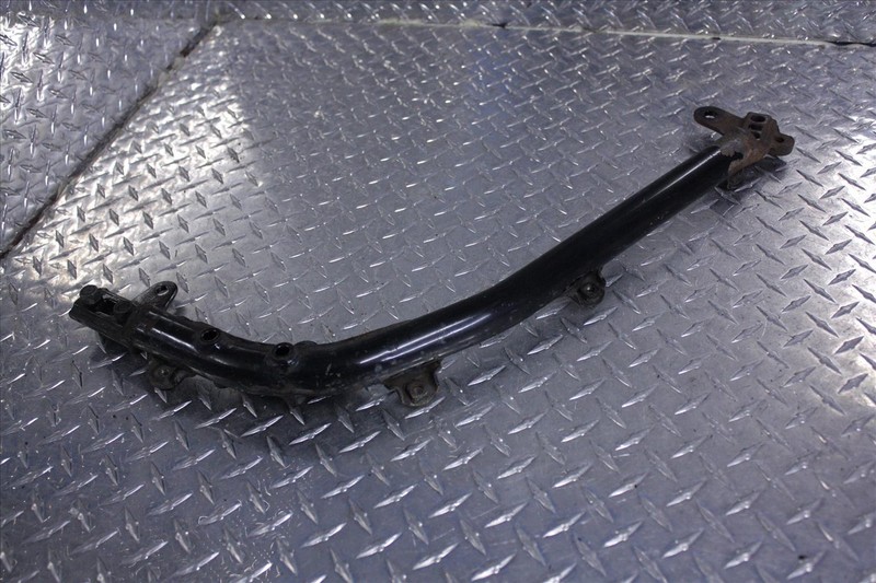 83 YAMAHA XVZ12 T VENTURE SUB FRAME BRACE RAIL LOWER RIGHT RH XVZ 1200