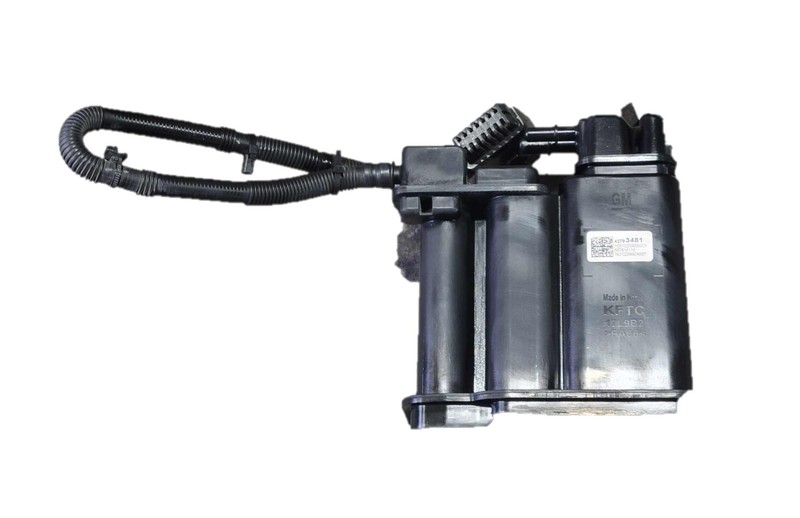 2022 Buick Encore Gx Prefered Evaporator Canister Complete With Hose OEM