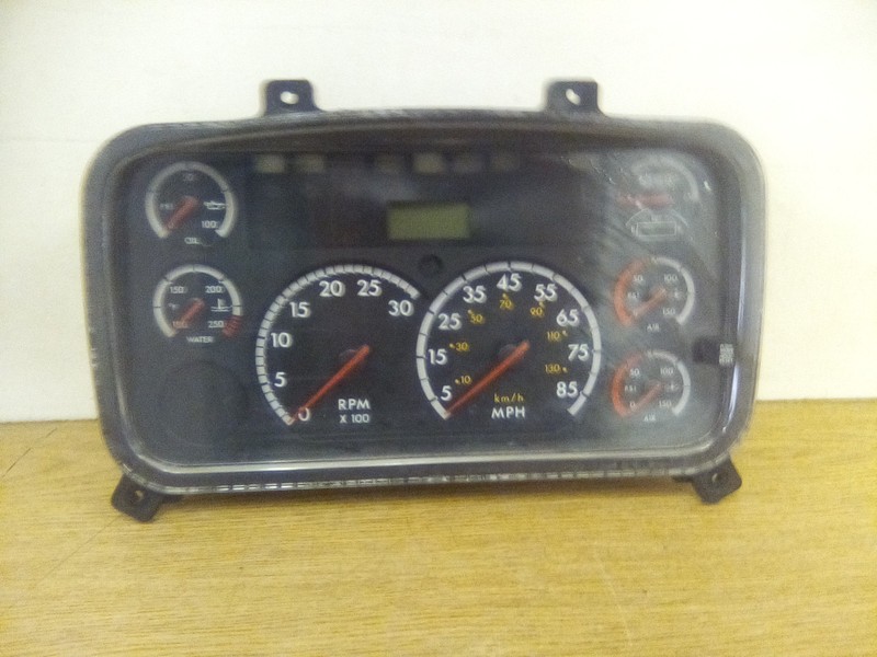 Freightliner M2 Dash Instrument Gauge Cluster