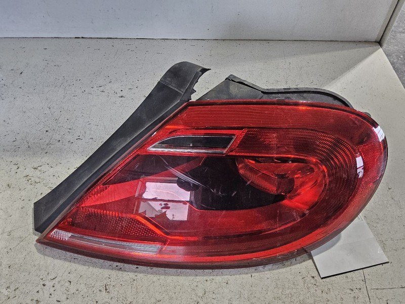 Passenger Right Tail Light Hatchback Fits 12-16 BEETLE 3405037