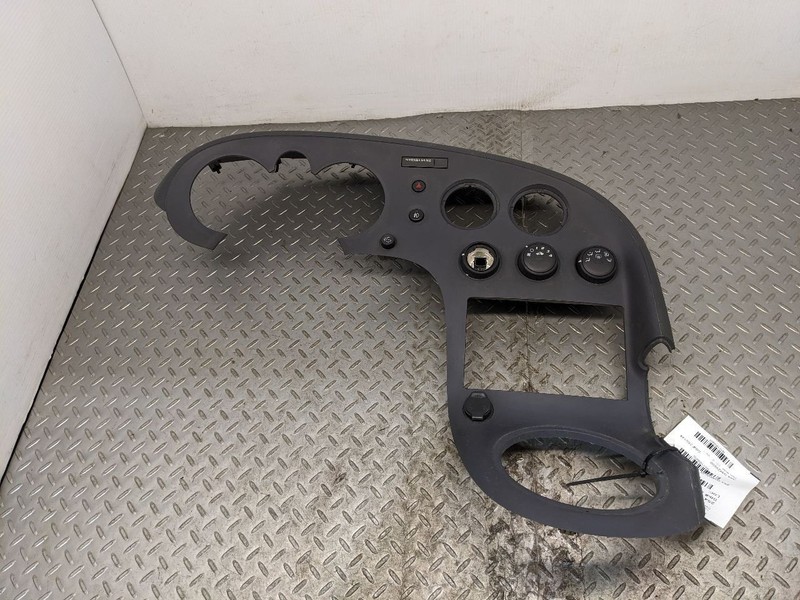 06-09 Pontiac Solstice Instrument Panel Dash Bezel w/HVAC Climate Contro 1169905