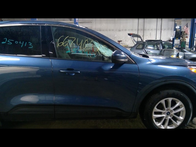 Passenger Front Door Express Power Down Only Fits 20-23 ESCAPE 1676773