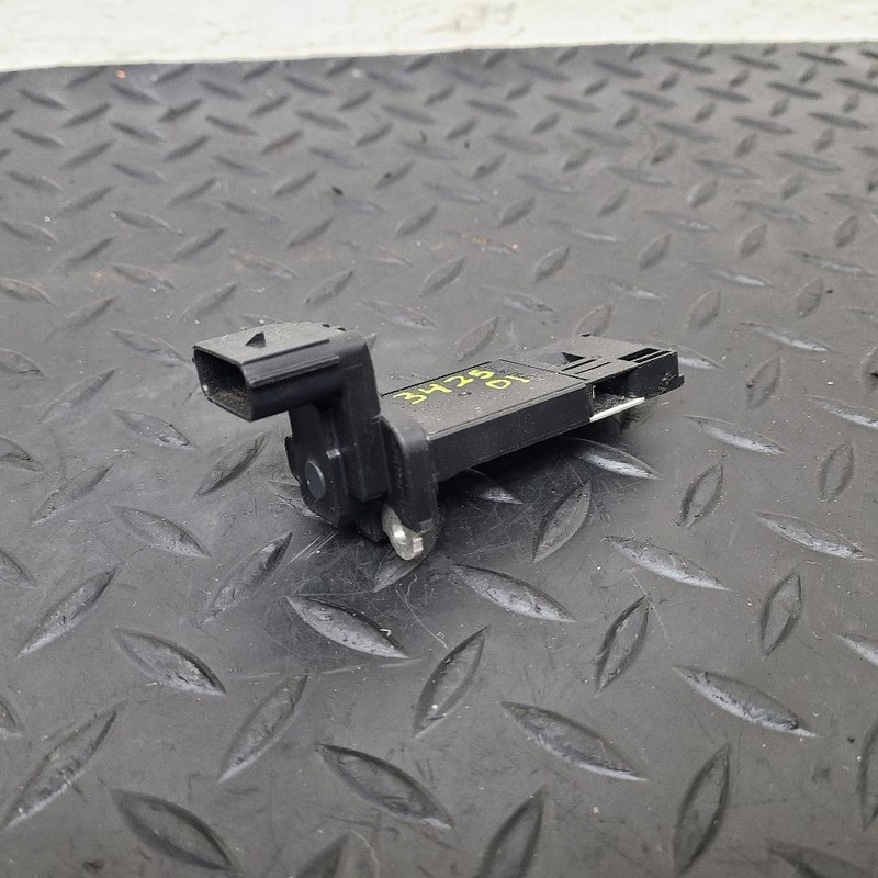 18-20 Chevrolet Equinox MAF Mass Air Flow Meter Sensor OEM 23366103