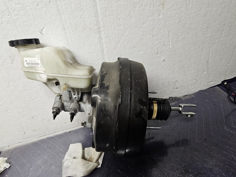 2018 Colorado Z71 4x4 Brake Booster Mastercylinder