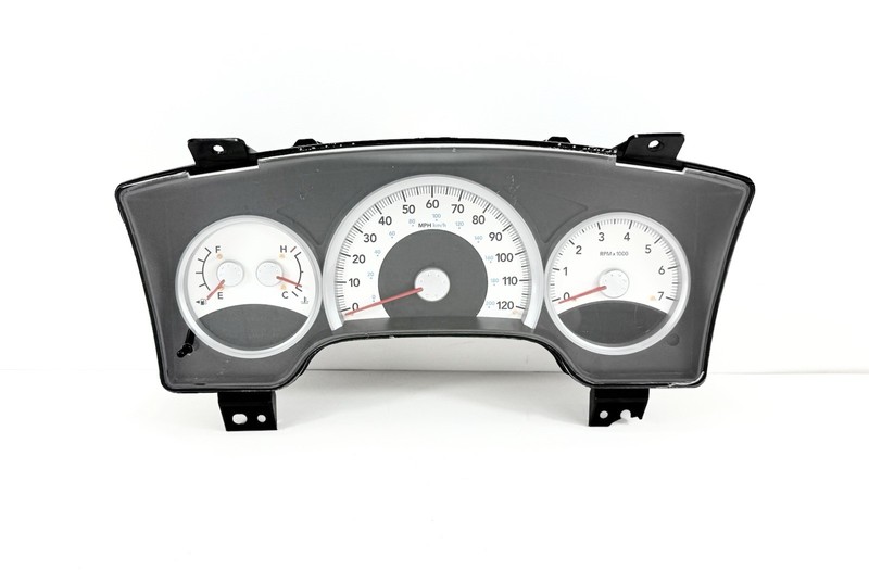 2007 Dodge Dakota A/T Instrument Speedometer Gauge Cluster OEM w/ 90,420 Miles