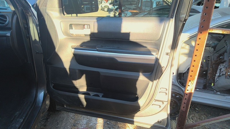 Front Door Trim Panel TOYOTA TUNDRA Right 15 14 16 17 18 19 20 21