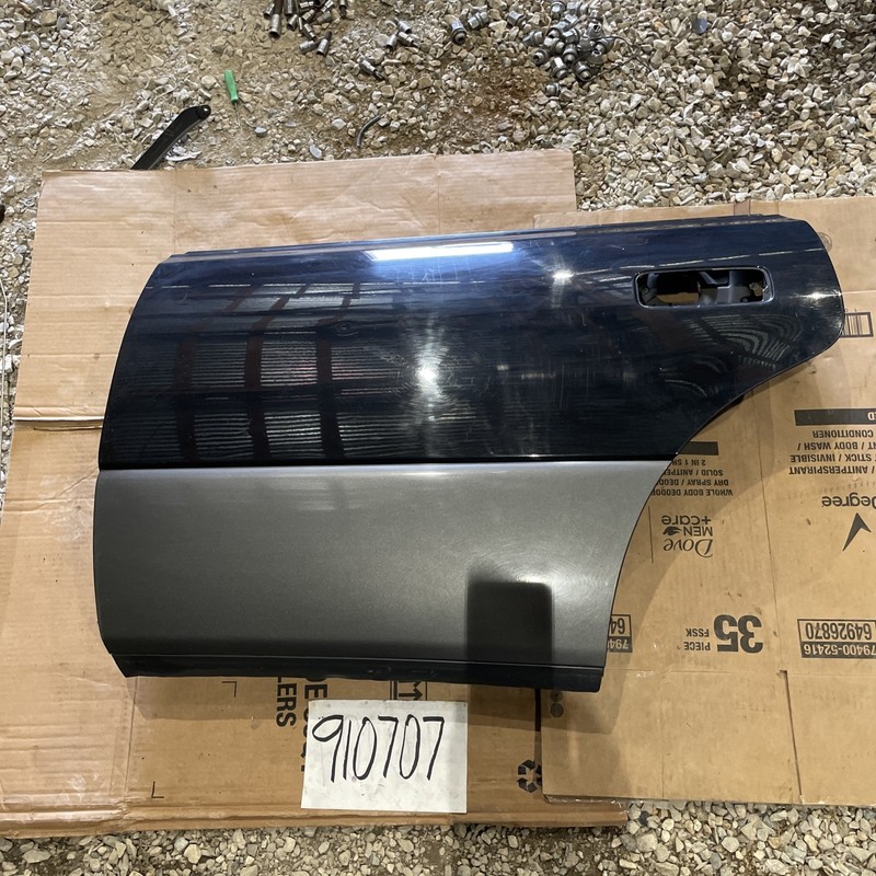 1997-2001 Lexus ES300 Rear Left Driver Side Door Shell Black/Gray OEM