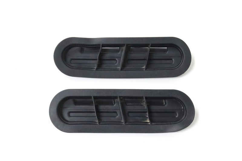 2008 2009 Pontiac G8 GT GXP Hood Scoop Rubber Gasket Rain Guards PAIR USED GM