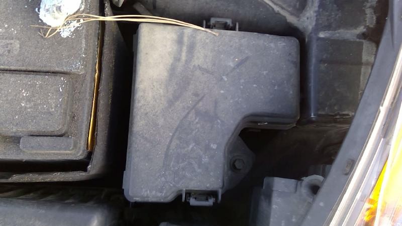 Engine Fuse Box HYUNDAI VELOSTER 15 16 17