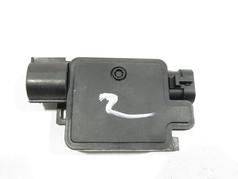 14-18 Aston Martin Vanquish 2014 Radiator Cooling Fan Control Module Unit |:Y