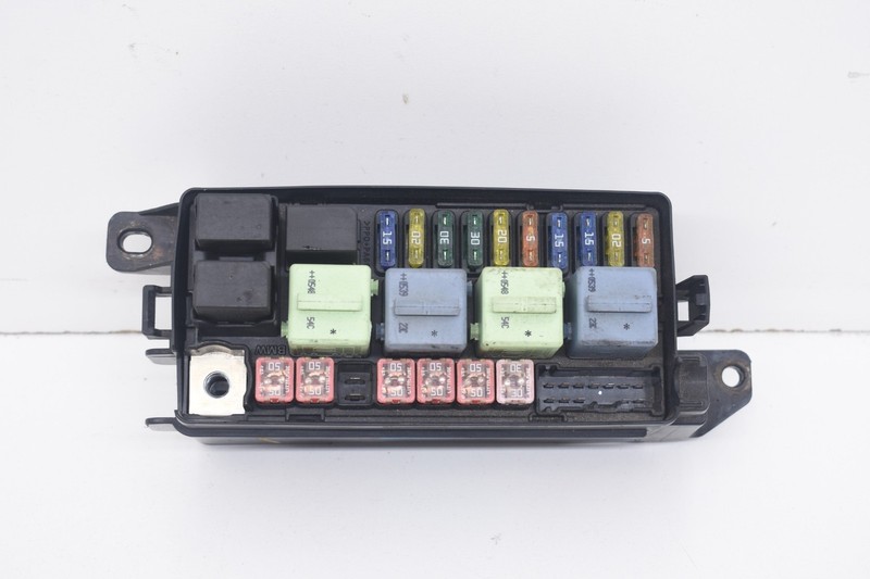 2006 MINI COOPER S R52 CONVERTIBLE ENGINE BAY FUSE BOX & RELAYS OEM KW87