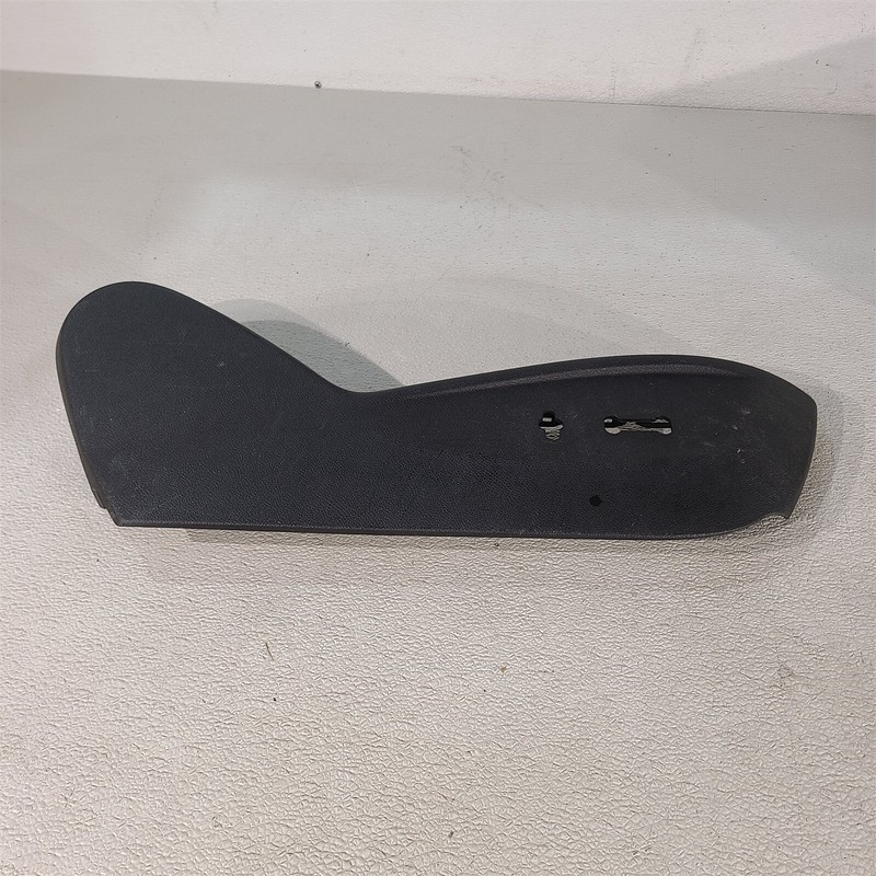 10-15 Camaro SS Coupe Passenger Seat Switch Trim Cover Rh Aa7460