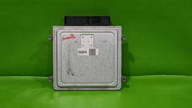 16 17 18 SORENTO 2.4L ECM ENGINE CONTROL MODULE OEM 4578-32