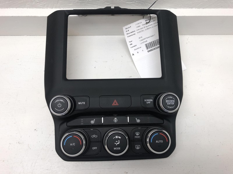 19 DODGE 1500 Heat AC Controller w/dual zone control w/heated wheel OEM