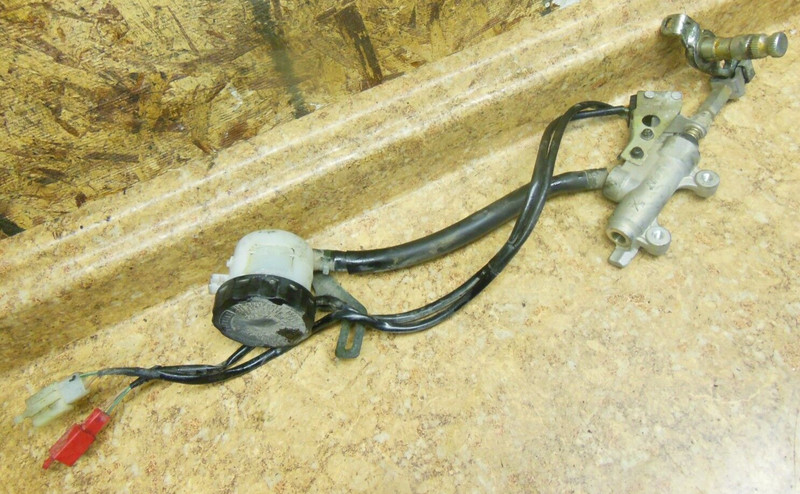 2002 Honda Goldwing GL1800 GL 1800 Rear Brake Master Cylinder Reservoir Lid 02
