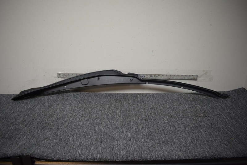 2016-2018 TESLA MODEL X REAR RIGHT SIDE PINCH SENSOR FACTORY OEM