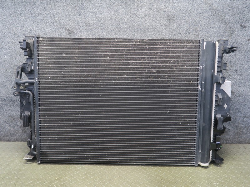 12-17 RANGE ROVER EVOQUE L538 2.0L TIVCT RADIATOR A/C CONDENSER FAN SHROUD