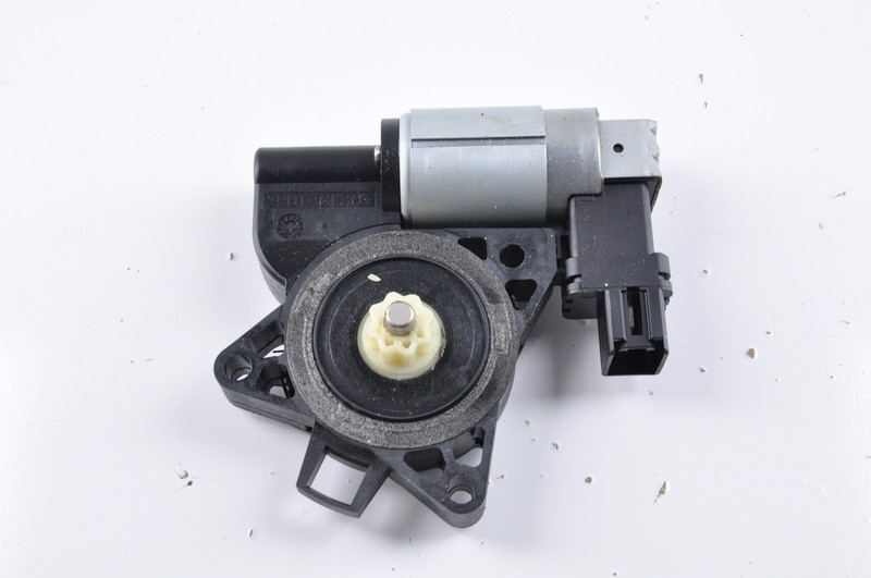 MAZDA 6 Front Left LH Door Window Regulator Motor OEM 2006 - 2008 p s