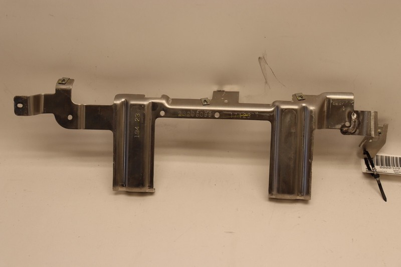 2020-2024 CHEVY CORVETTE DASH INSTRUMENT PANEL RIGHT KNEE BOLSTER BRACKET OEM