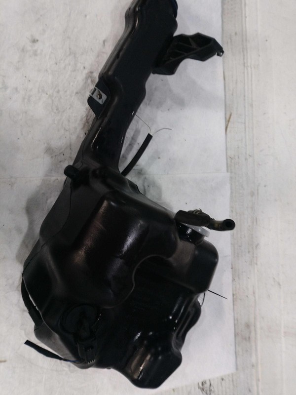 2016 Mercedes-Benz E-Class Washer Fluid Reservoir OEM Black 53000 Miles