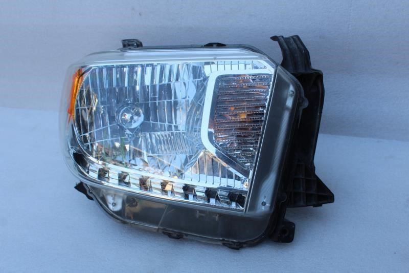 2018 TOYOTA TUNDRA RIGHT PASSENGER SIDE HEADLIGHT HEADLAMP LED
