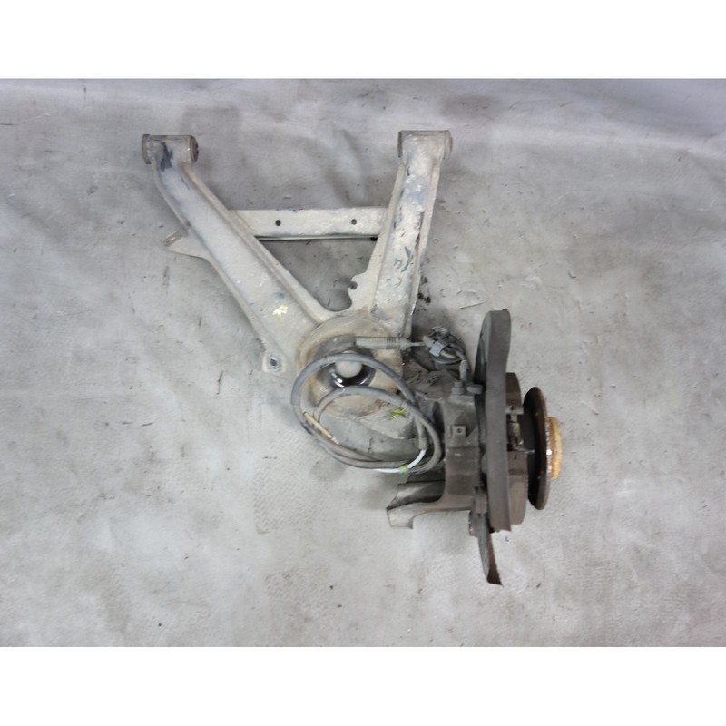 Damaged 1998-2002 BMW Z3 M Right Rear Trailing Control Arm Wheel Bearing