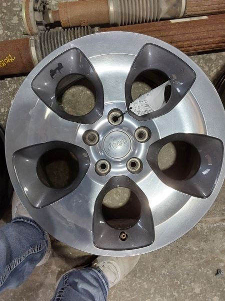 2016-2018 Jeep Wrangler Wheel Rim 18x7-1/2 5 Hole Solid Spoke VIN W 6th Digit