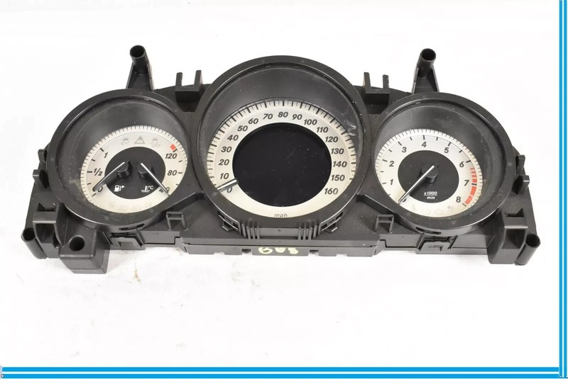 12-14 Mercedes W204 C250 C300 C350 Instrument Speedometer Cluster 2049003808 OEM