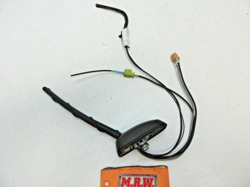 ANTENNA RADIO STEREO ROOF MOUNTED WIRE PLUG MAST POLE for 08 09 10 SATURN VUE