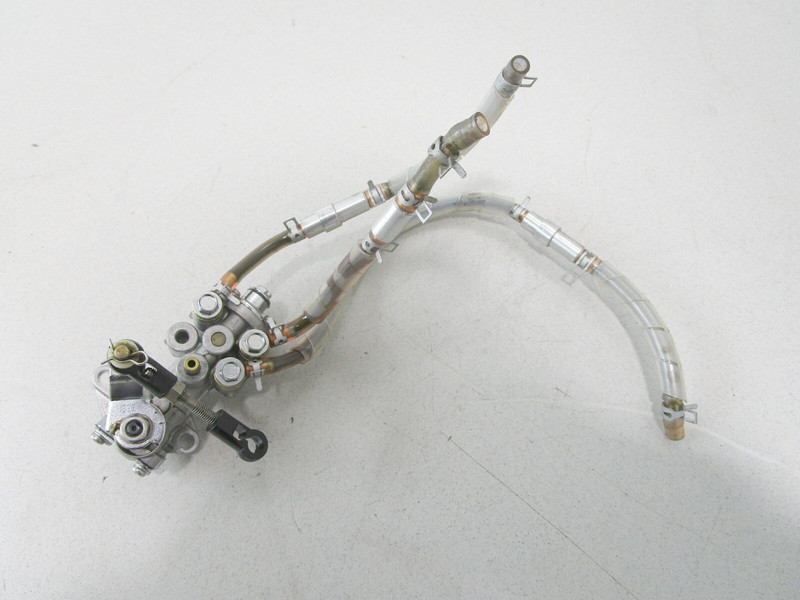 16100-95521 Suzuki Outboard DT85 Oil Pump & Check Valves