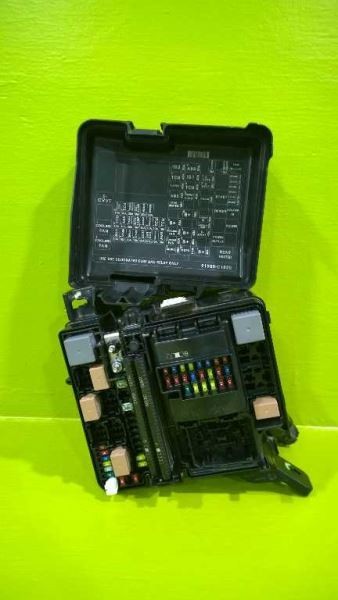 17 HYUNDAI SONATA 2.4L AT FUSE RELAY BOX OEM 2900-30
