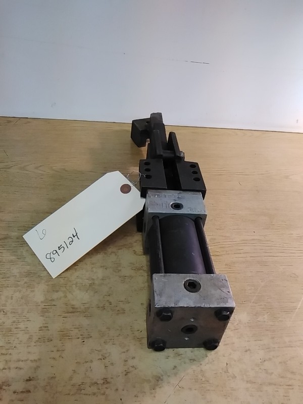 DE-STA-CO 895124 Clamp 6589
