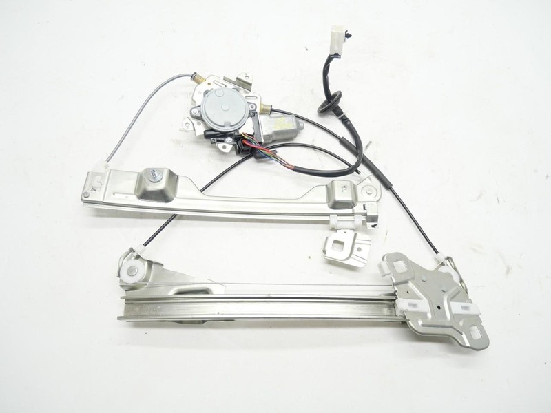 2003-2008 Nissan 350z Z33 Left LH Driver Side Window Regulator W/ Bracket OEM