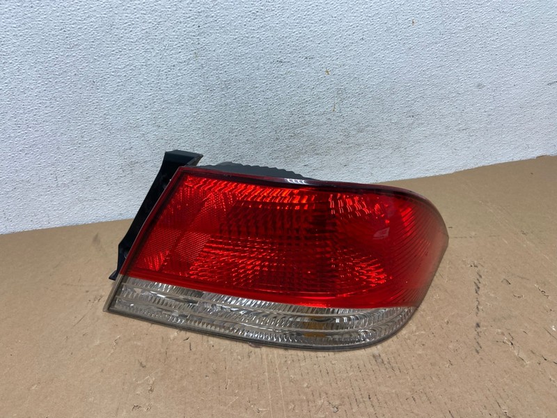 2002-2003 Mitsubishi Lancer Right Passenger RH Tail Light AD7991 LK