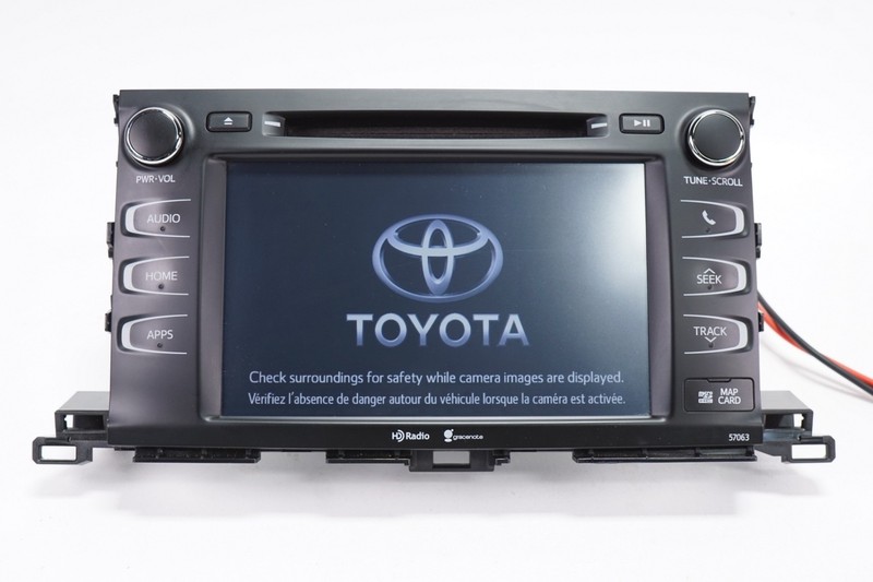 TOYOTA HIGHLANDER Radio Navigation NAV Unit AM-FM CD GPS OEM 2014 - 2019