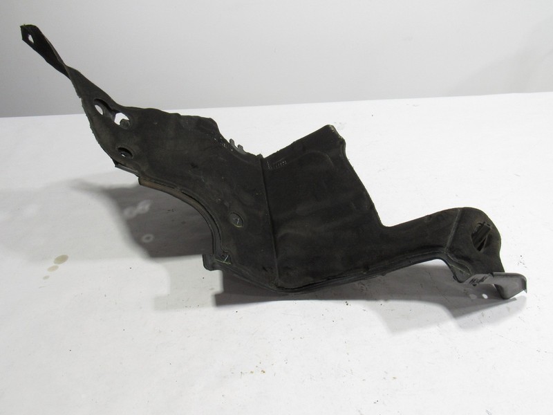 12-15 Mercedes ML350 W166 2015 Right Engine Bay Partition Insulator Cover Trim:A