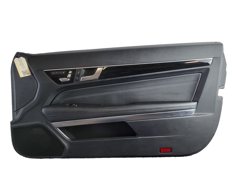 2015-2017 MERCEDES E400 COUPE Front Right Passenger Door Trim Panel OEM 3.0L AWD