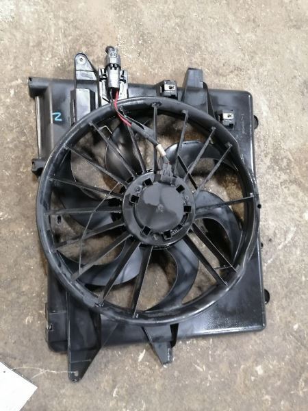 Radiator Fan Motor Fan Assembly Fits 05-14 MUSTANG 1212619