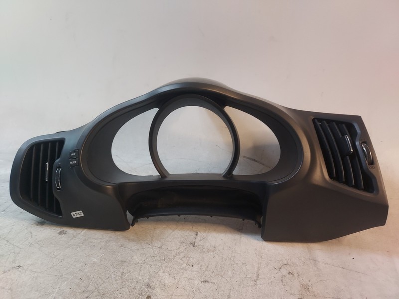 2011-2013 KIA SPORTAGE Speedometer Cluster Bezel Trim W Vents odometer s/w oem